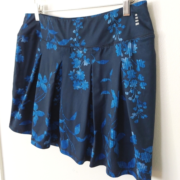 Lands' End Skort Navy Blue Floral - Size M (10-12) - Picture 2 of 8